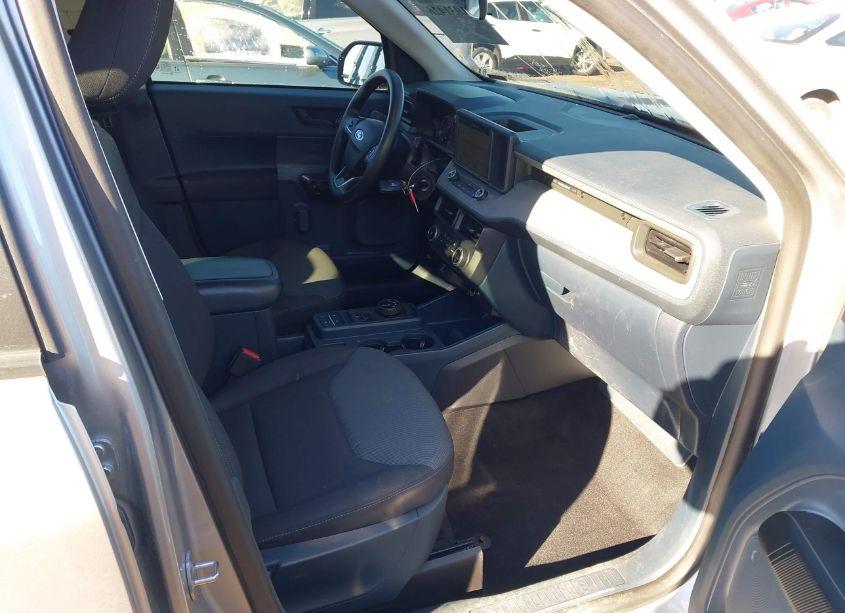 Photo 5 of 2022 Ford Maverick XL (VIN 3FTTW8E96NRA06636)