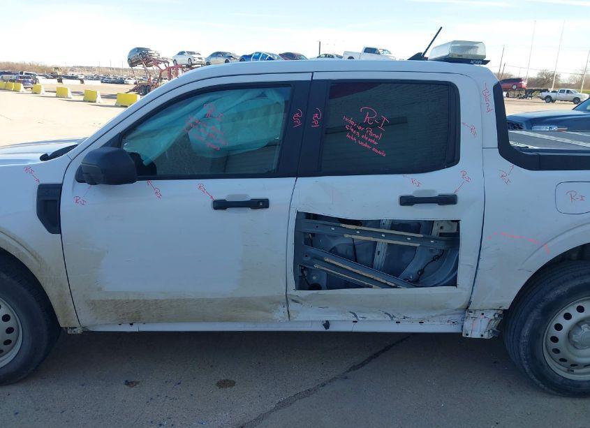 Photo 14 of 2022 Ford Maverick XL (VIN 3FTTW8E96NRA36767)