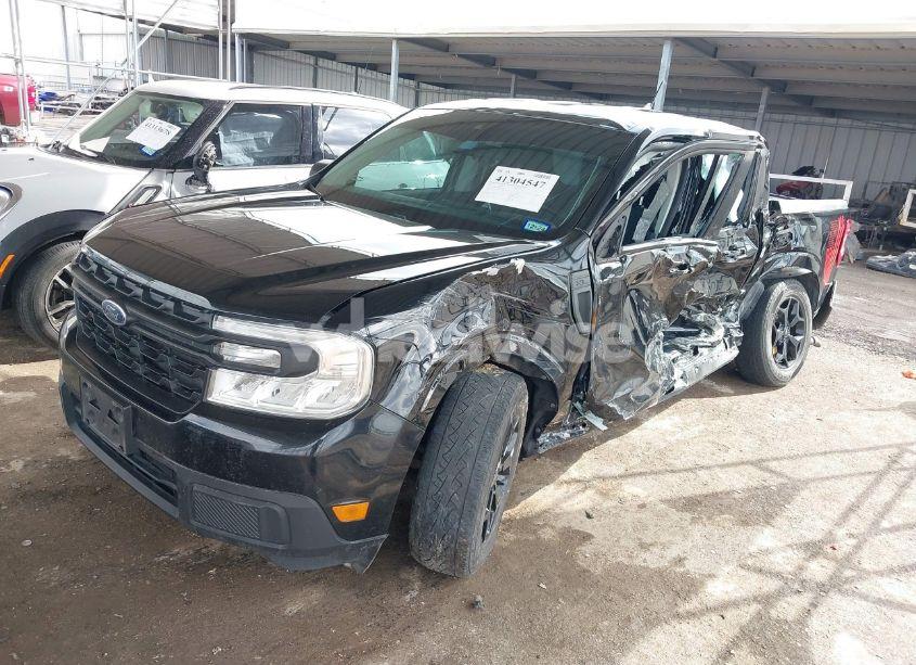 Photo 2 of 2022 Ford Maverick XL (VIN 3FTTW8E96NRB14593)