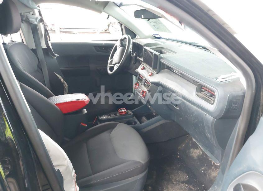 Photo 5 of 2022 Ford Maverick XL (VIN 3FTTW8E96NRB14593)