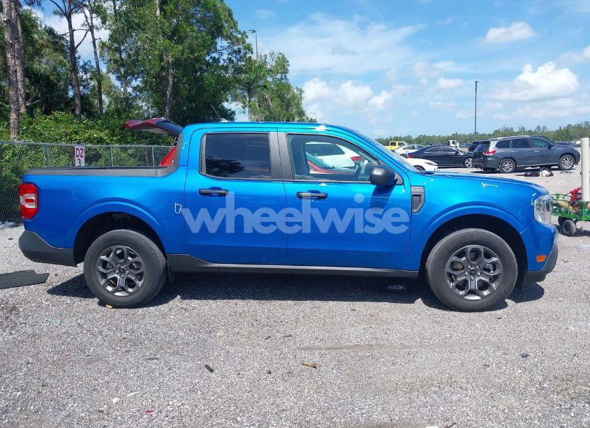 Photo 13 of 2022 Ford Maverick XLT (VIN 3FTTW8E98NRA75554)