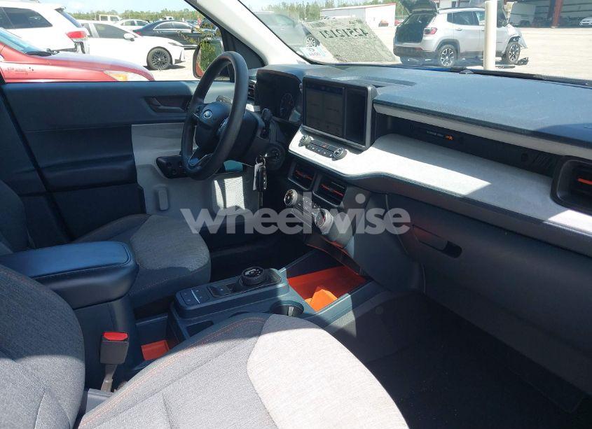 Photo 5 of 2022 Ford Maverick XLT (VIN 3FTTW8E98NRA75554)