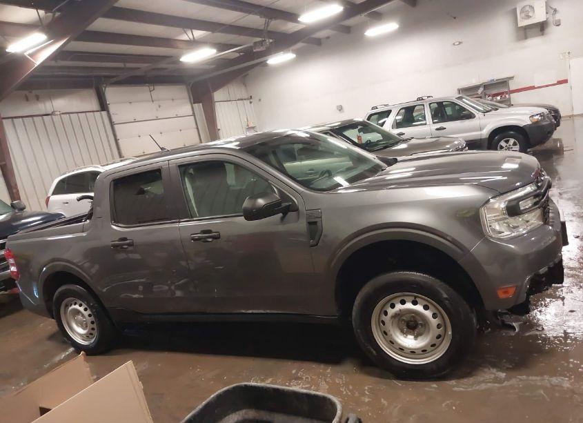Photo 14 of 2022 Ford Maverick XL (VIN 3FTTW8E9XNRB08098)