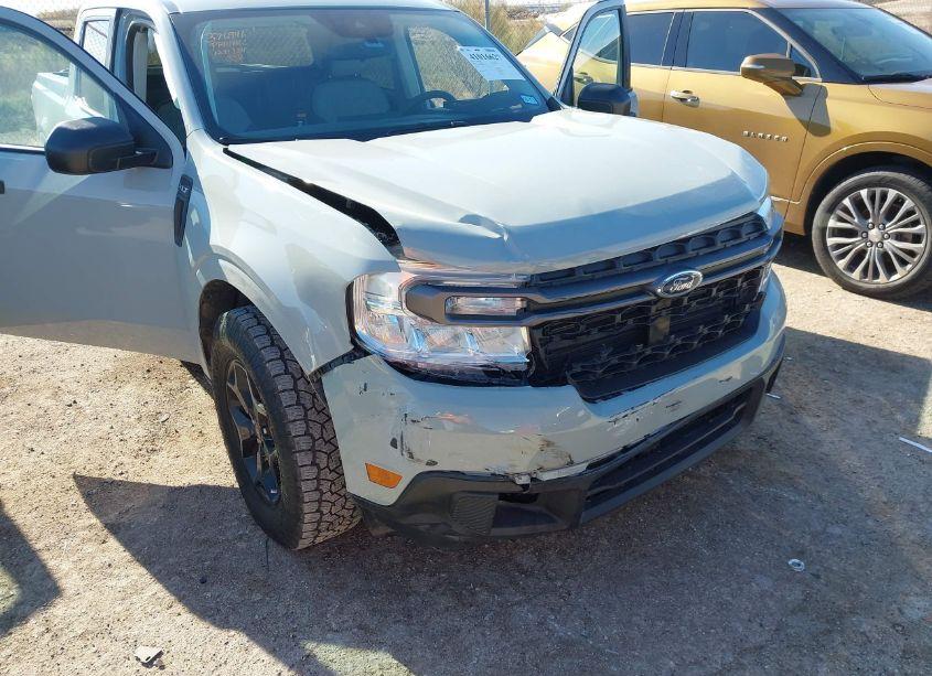 Photo 6 of 2022 Ford Maverick XLT (VIN 3FTTW8F90NRA41218)