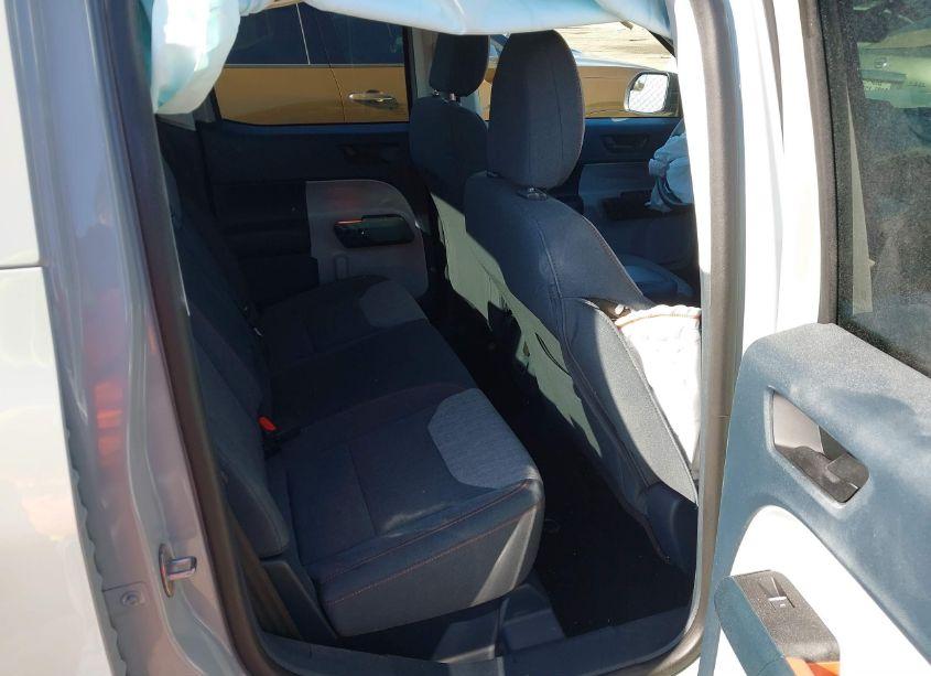 Photo 8 of 2022 Ford Maverick XLT (VIN 3FTTW8F90NRA41218)