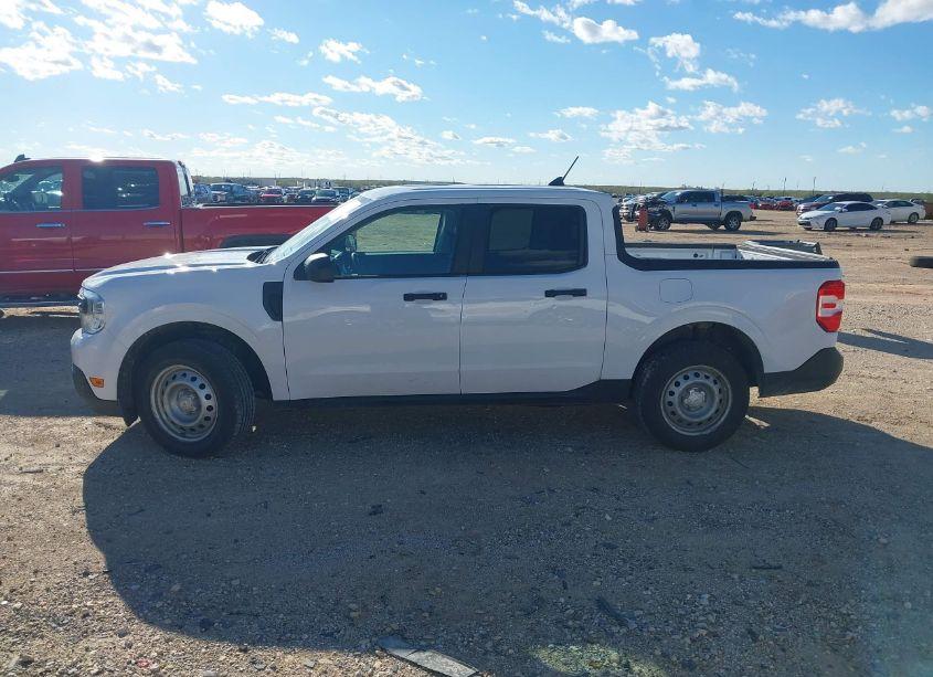 Photo 14 of 2022 Ford Maverick XL (VIN 3FTTW8F90NRA67365)