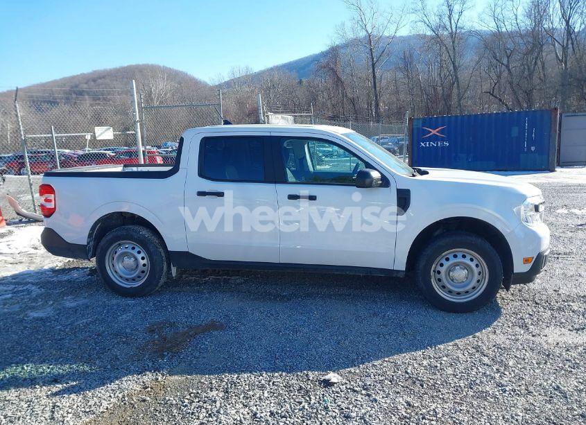 Photo 13 of 2022 Ford Maverick (VIN 3FTTW8F92NRA46453)
