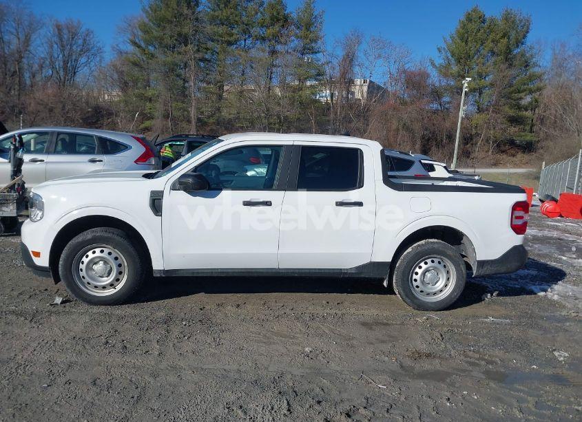 Photo 14 of 2022 Ford Maverick (VIN 3FTTW8F92NRA46453)