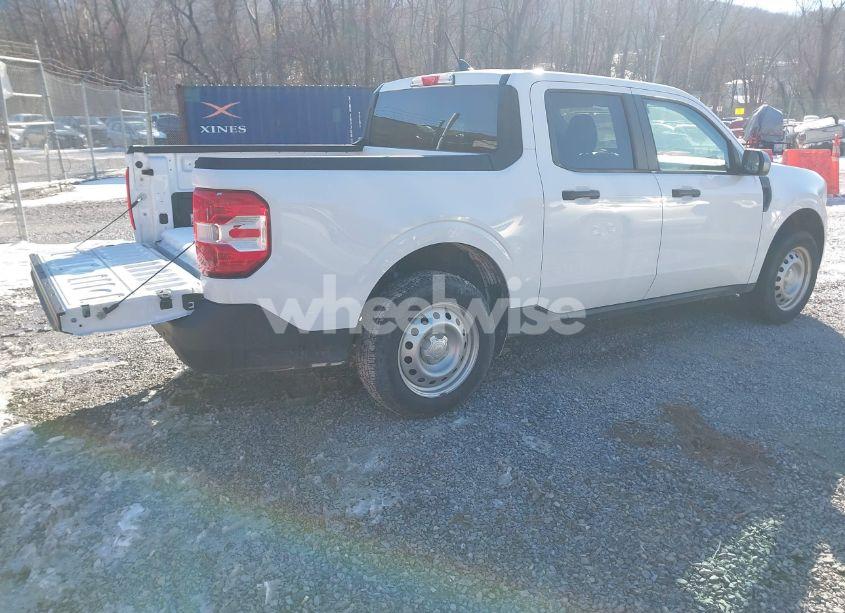 Photo 4 of 2022 Ford Maverick (VIN 3FTTW8F92NRA46453)