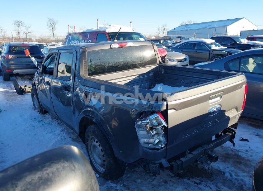 Photo 3 of 2023 Ford Maverick XL (VIN 3FTTW8F93PRA37909)