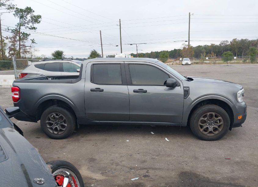 Photo 13 of 2022 Ford Maverick XLT (VIN 3FTTW8F94NRA83181)