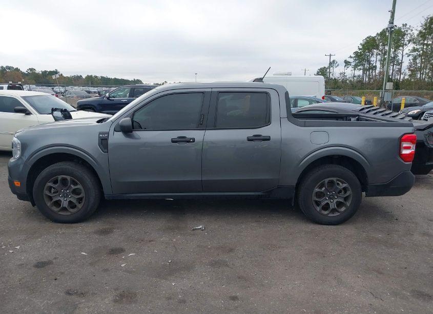 Photo 14 of 2022 Ford Maverick XLT (VIN 3FTTW8F94NRA83181)