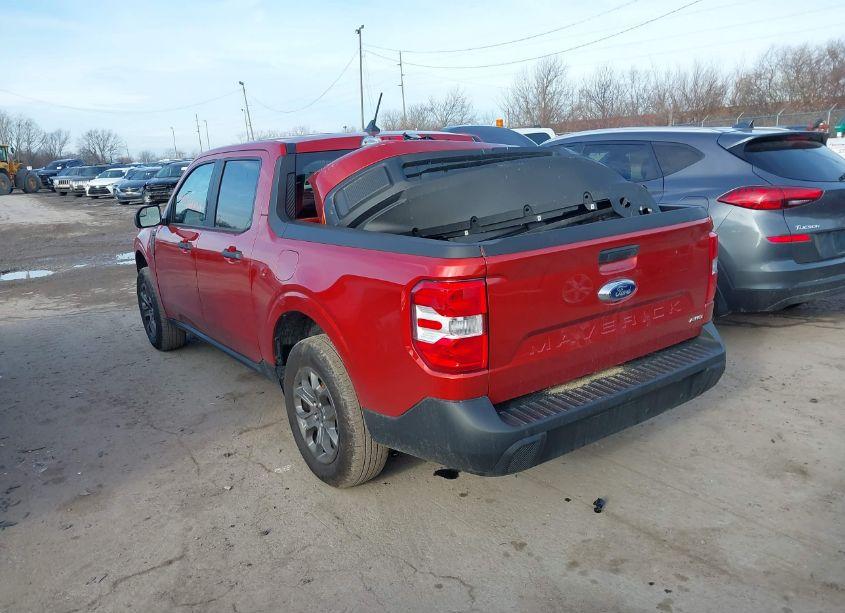 Photo 3 of 2023 Ford Maverick XLT (VIN 3FTTW8F94PRA39281)