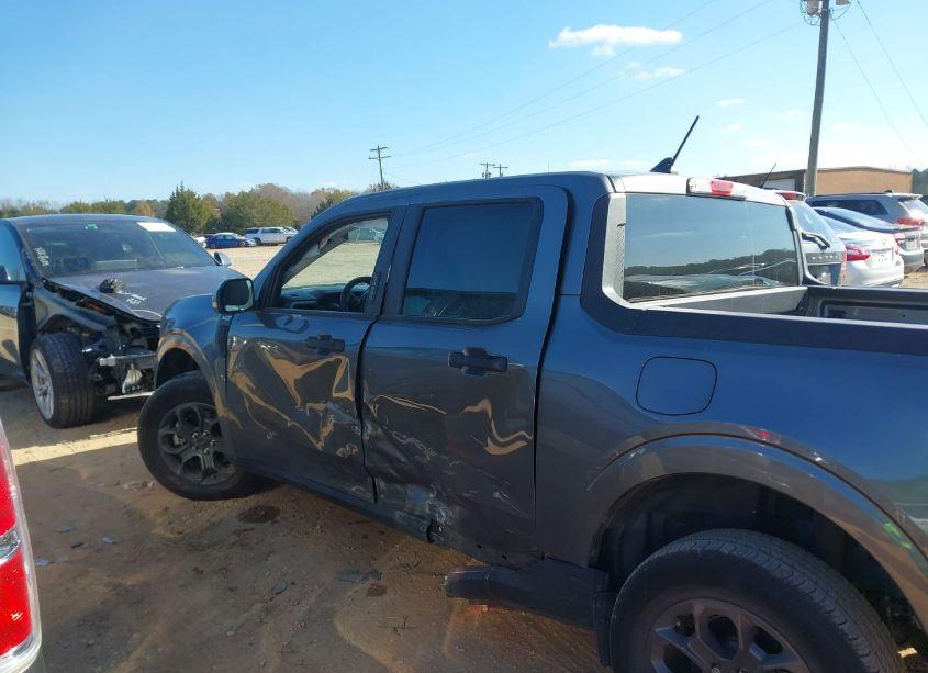Photo 14 of 2023 Ford Maverick XLT (VIN 3FTTW8F94PRA57599)
