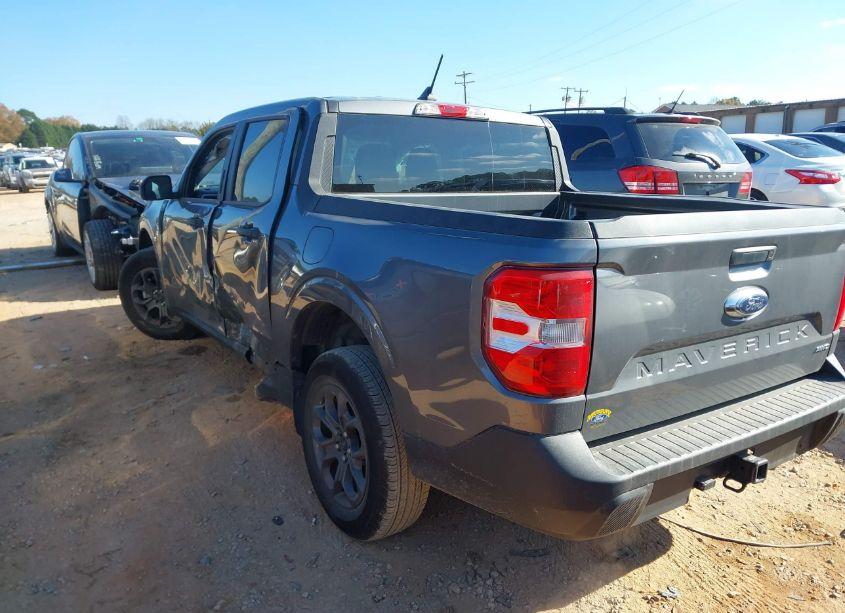 Photo 3 of 2023 Ford Maverick XLT (VIN 3FTTW8F94PRA57599)