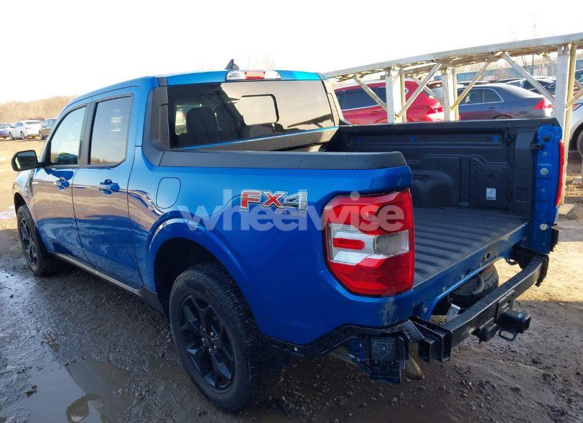 Photo 3 of 2022 Ford Maverick LARIAT (VIN 3FTTW8F95NRA61710)