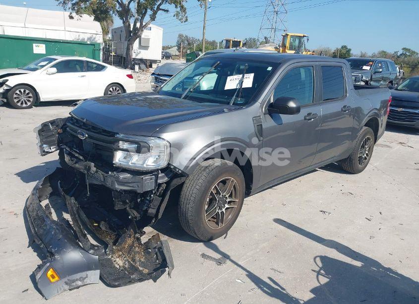 Photo 2 of 2022 Ford Maverick XL (VIN 3FTTW8F96NRA13343)