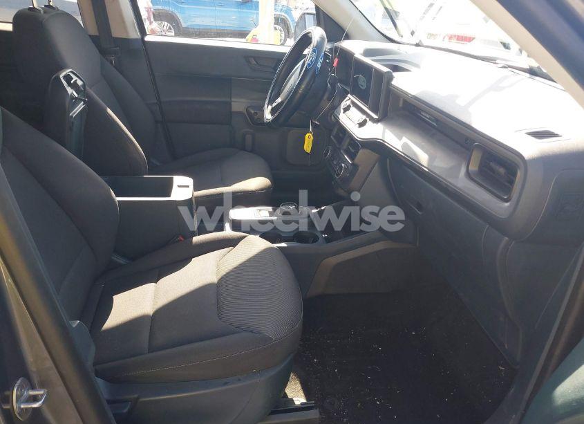 Photo 5 of 2022 Ford Maverick XL (VIN 3FTTW8F96NRA13343)