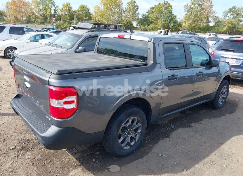 Photo 4 of 2022 Ford Maverick XLT (VIN 3FTTW8F96NRA76443)