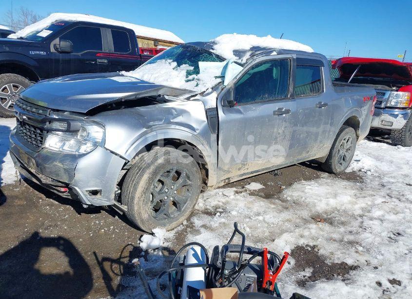 Photo 2 of 2022 Ford Maverick XLT (VIN 3FTTW8F98NRA16549)
