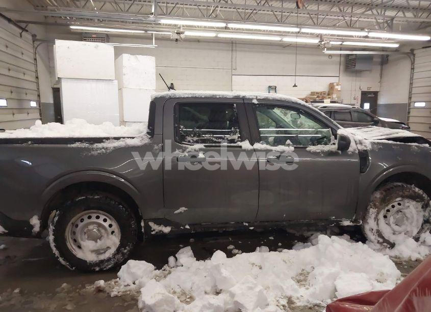 Photo 13 of 2022 Ford Maverick XL (VIN 3FTTW8F98NRA93809)