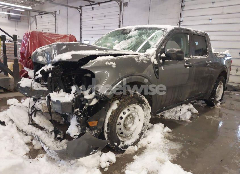 Photo 2 of 2022 Ford Maverick XL (VIN 3FTTW8F98NRA93809)