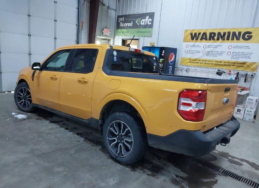 Photo 3 of 2023 Ford Maverick LARIAT (VIN 3FTTW8F99PRA43813)