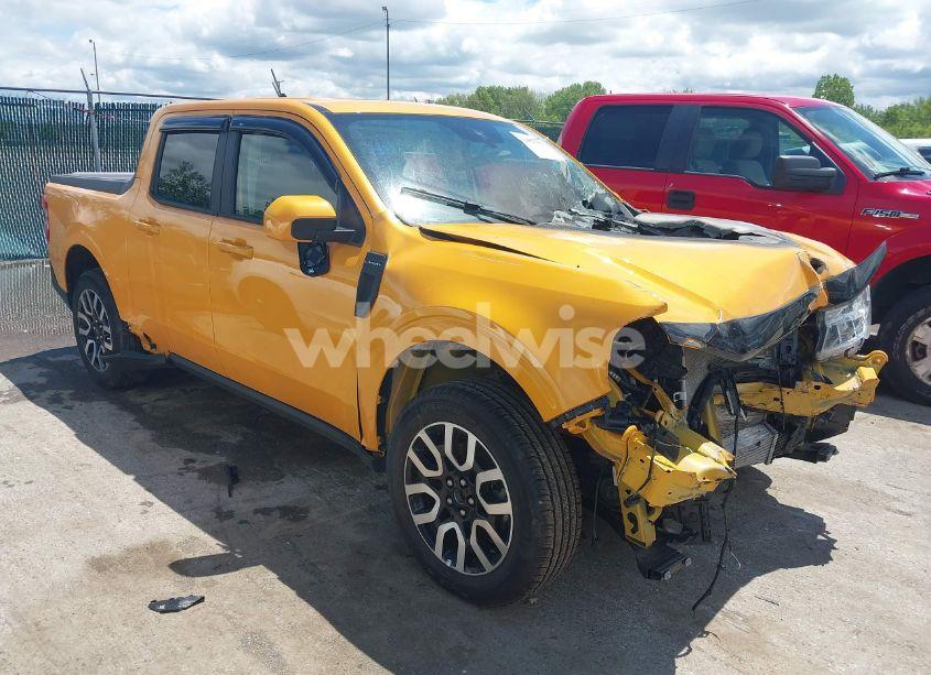 2023 Ford Maverick LARIAT (VIN 3FTTW8F99PRA44864) main photo