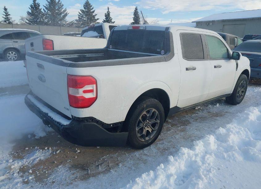 Photo 4 of 2022 Ford Maverick XLT (VIN 3FTTW8F9XNRA20876)