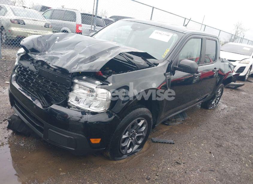 Photo 2 of 2023 Ford Maverick XLT (VIN 3FTTW8F9XPRA96570)