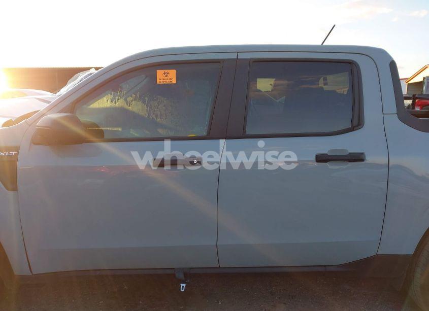 Photo 14 of 2024 Ford Maverick XLT (VIN 3FTTW8H30RRB35422)