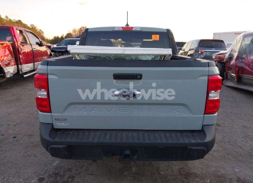 Photo 16 of 2024 Ford Maverick XLT (VIN 3FTTW8H30RRB35422)