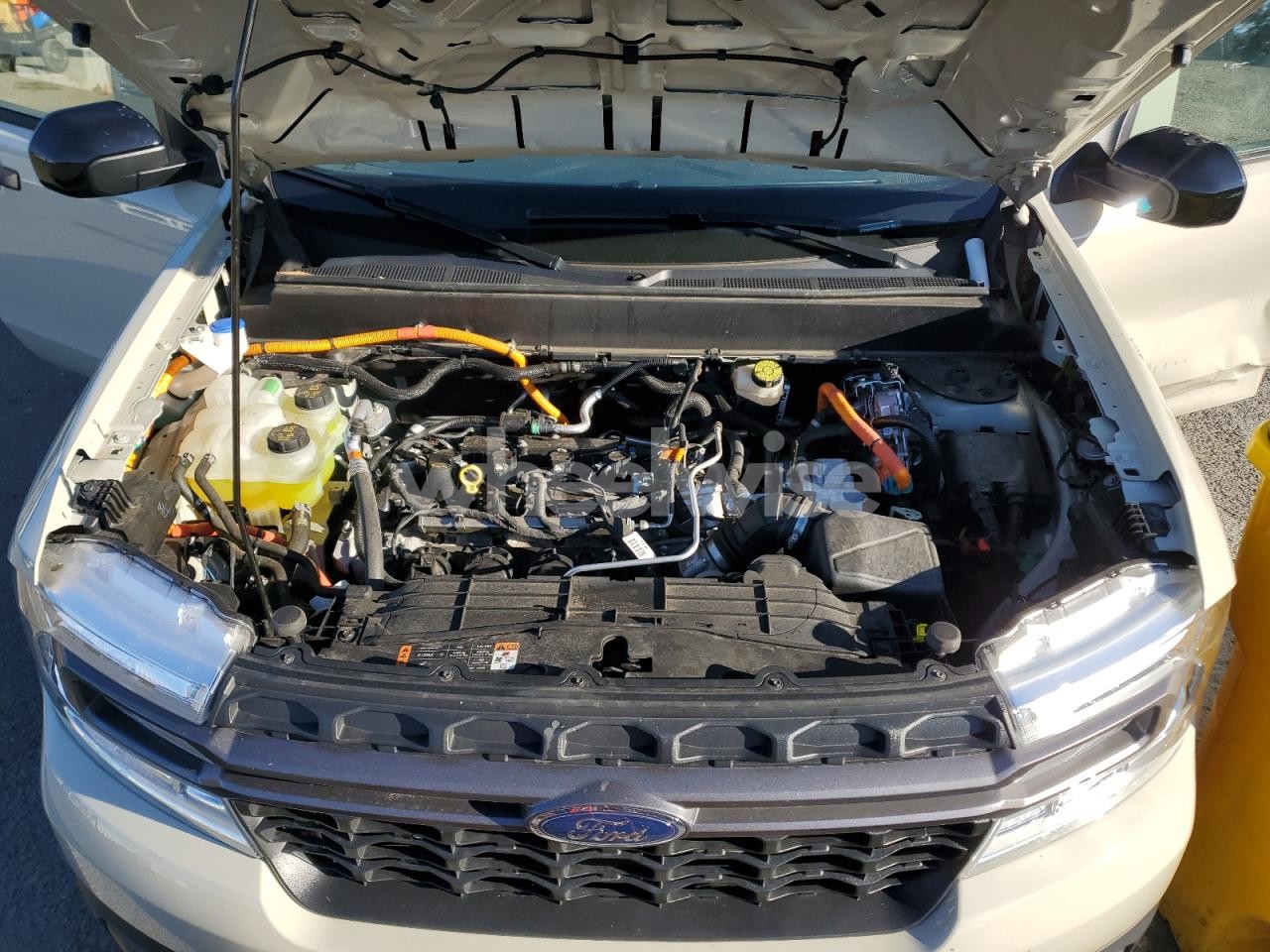 Photo 11 of 2024 FORD MAVERICK XLT (VIN 3FTTW8H31RRA97134)