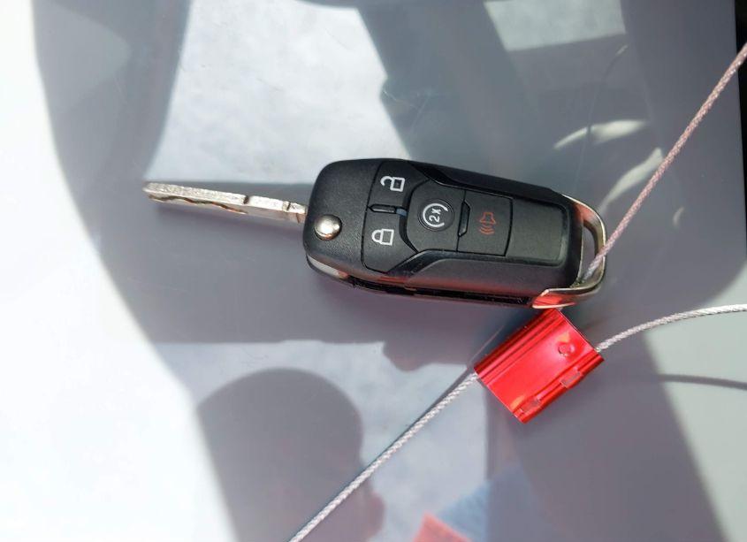 Photo 11 of 2024 Ford Maverick XLT (VIN 3FTTW8H34RRA35744)