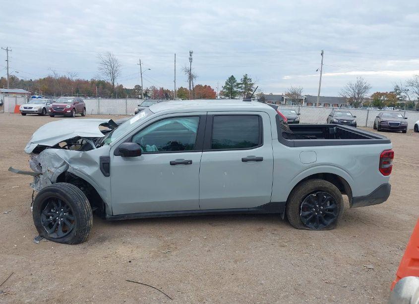 Photo 14 of 2024 Ford Maverick XLT (VIN 3FTTW8H34RRA48848)