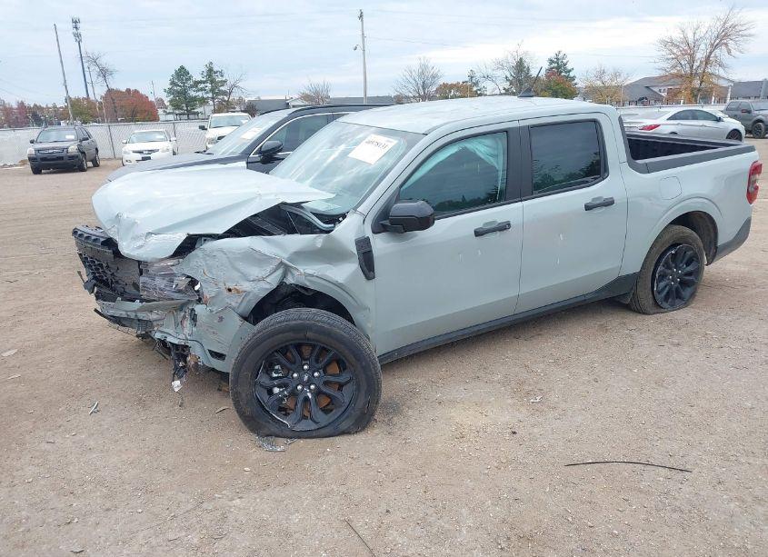 Photo 2 of 2024 Ford Maverick XLT (VIN 3FTTW8H34RRA48848)