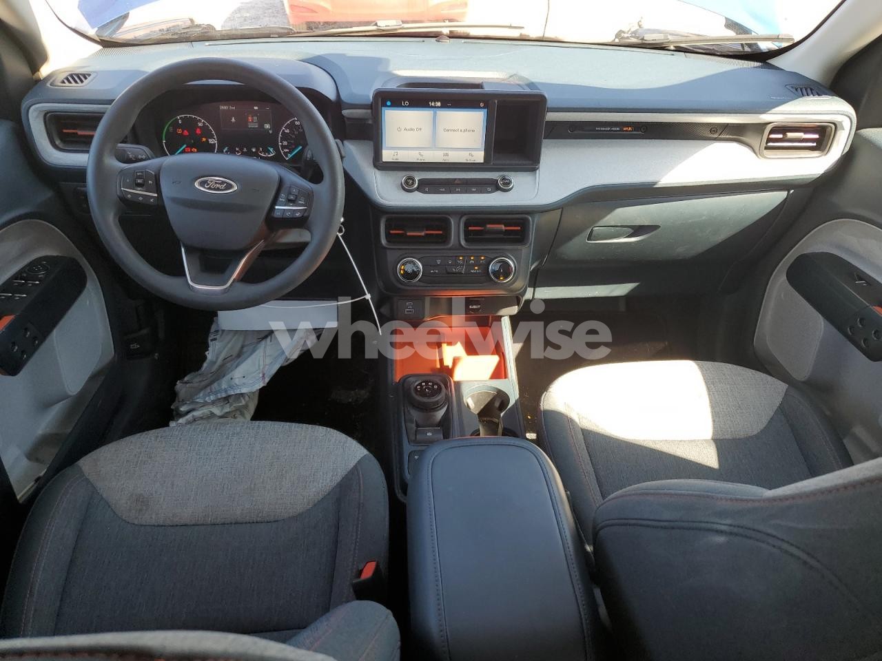 Photo 8 of 2024 FORD MAVERICK XLT (VIN 3FTTW8H38RRA50229)