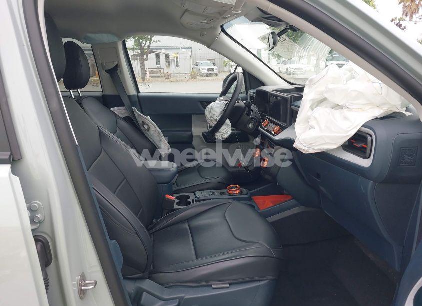 Photo 5 of 2024 Ford Maverick XLT (VIN 3FTTW8H38RRB54638)