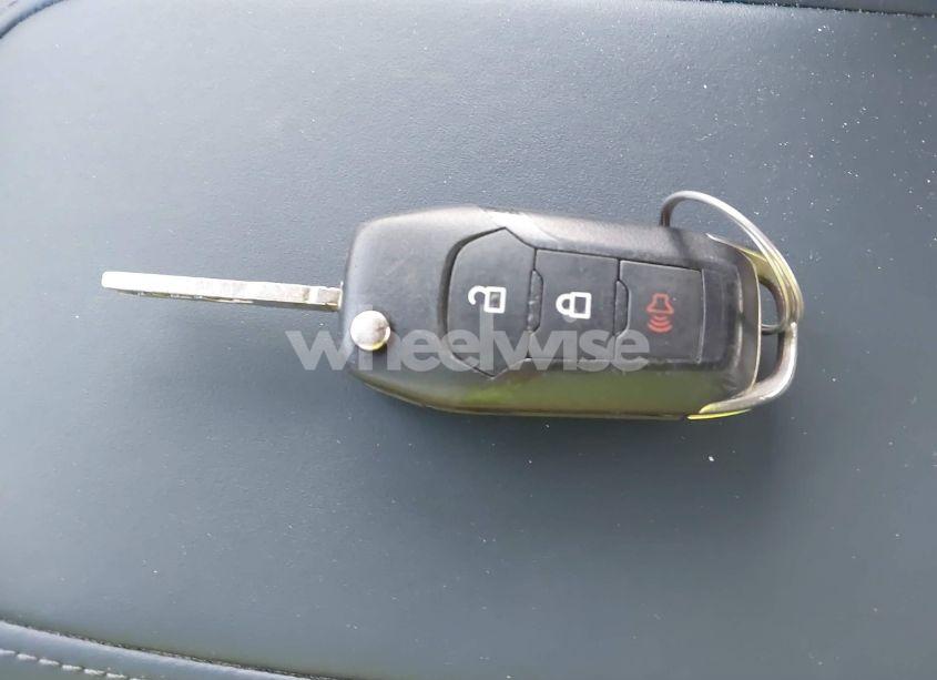 Photo 11 of 2024 Ford Maverick XLT (VIN 3FTTW8H39RRA41474)