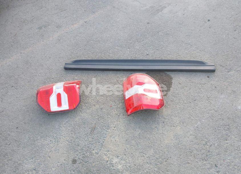 Photo 12 of 2024 Ford Maverick XLT (VIN 3FTTW8H39RRA41474)