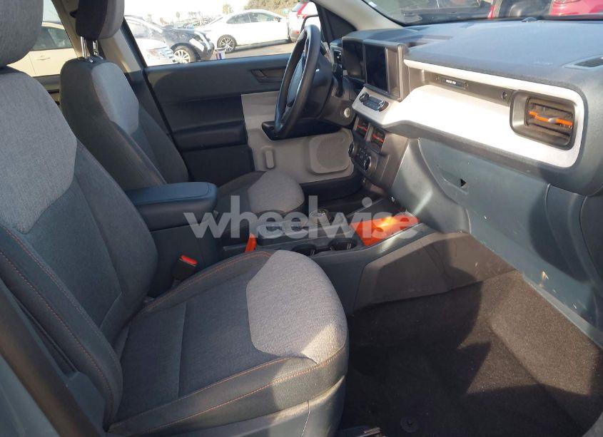 Photo 5 of 2024 Ford Maverick XLT (VIN 3FTTW8H39RRA41474)