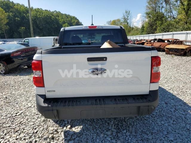 Photo 2 of 2024 FORD MAVERICK XLT (VIN 3FTTW8H39RRA90836)
