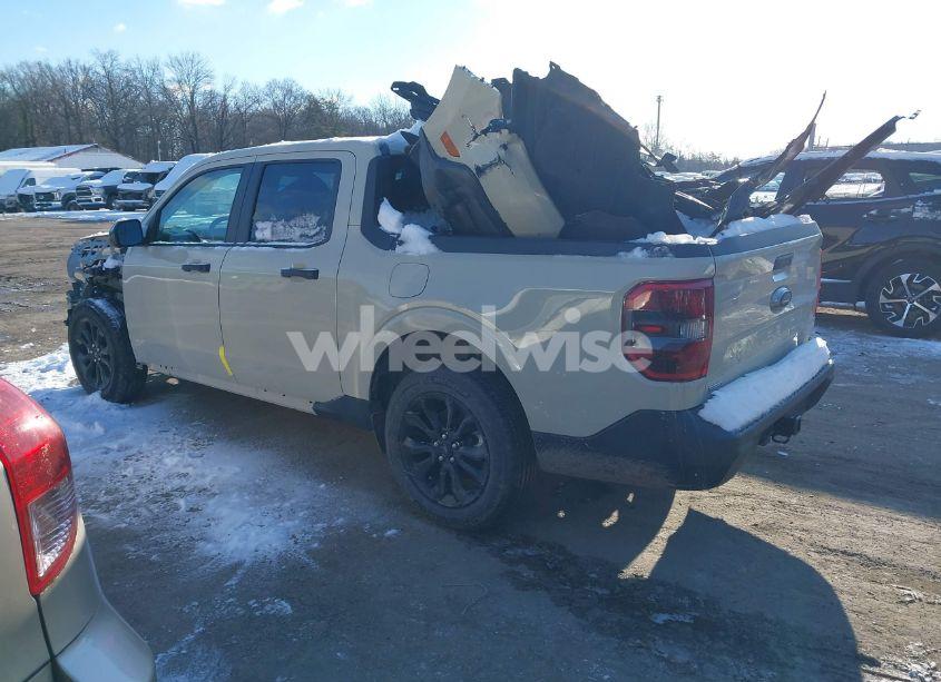 Photo 3 of 2024 Ford Maverick XLT (VIN 3FTTW8H39RRB00507)