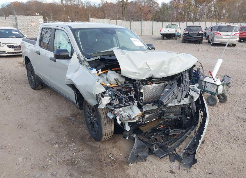 2024 Ford Maverick XLT (VIN 3FTTW8H3XRRA31973) main photo