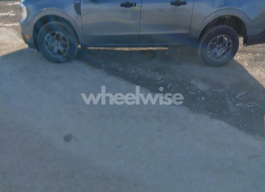 Photo 14 of 2024 Ford Maverick XLT (VIN 3FTTW8H97RRA96610)