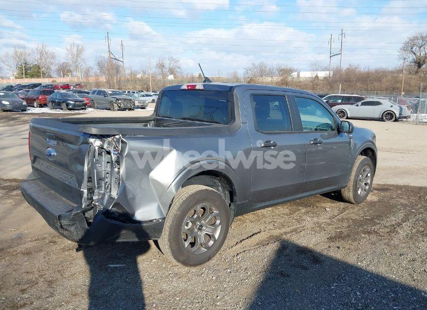 Photo 4 of 2024 Ford Maverick XLT (VIN 3FTTW8H97RRA96610)