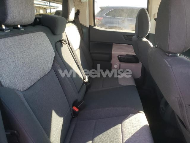 Photo 6 of 2024 FORD MAVERICK XLT (VIN 3FTTW8H98RRB36001)