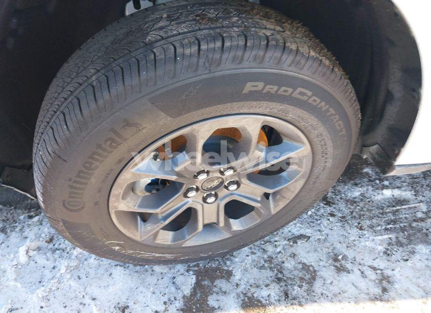 Photo 12 of 2024 Ford Maverick XLT (VIN 3FTTW8H98RRB37598)