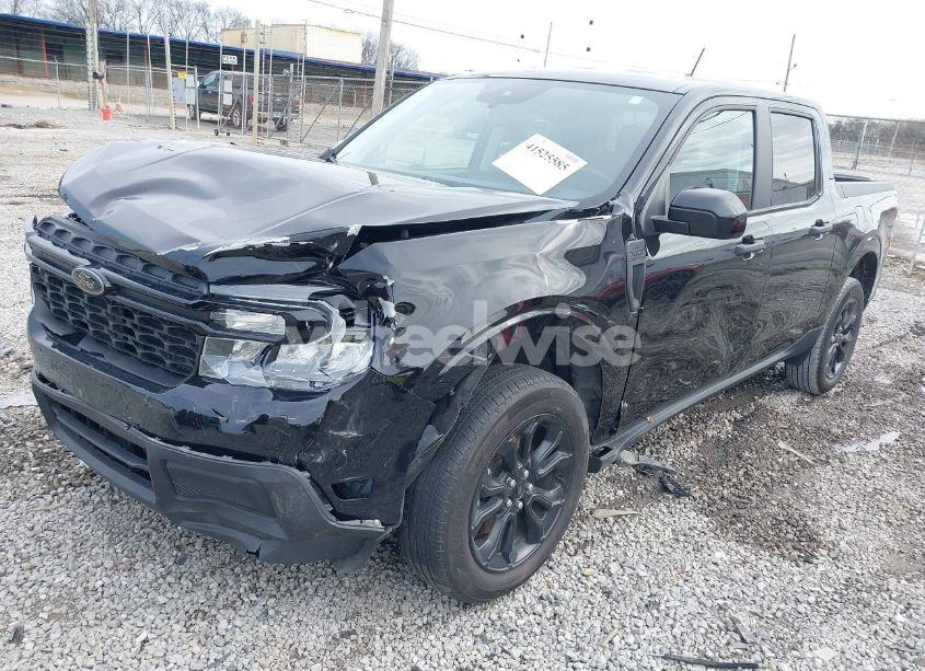 Photo 2 of 2024 Ford Maverick XLT (VIN 3FTTW8H99RRA60062)