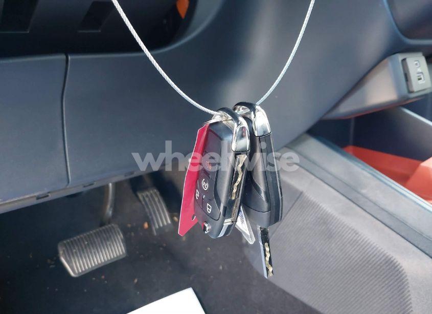 Photo 11 of 2024 Ford Maverick XLT (VIN 3FTTW8J90RRB57998)